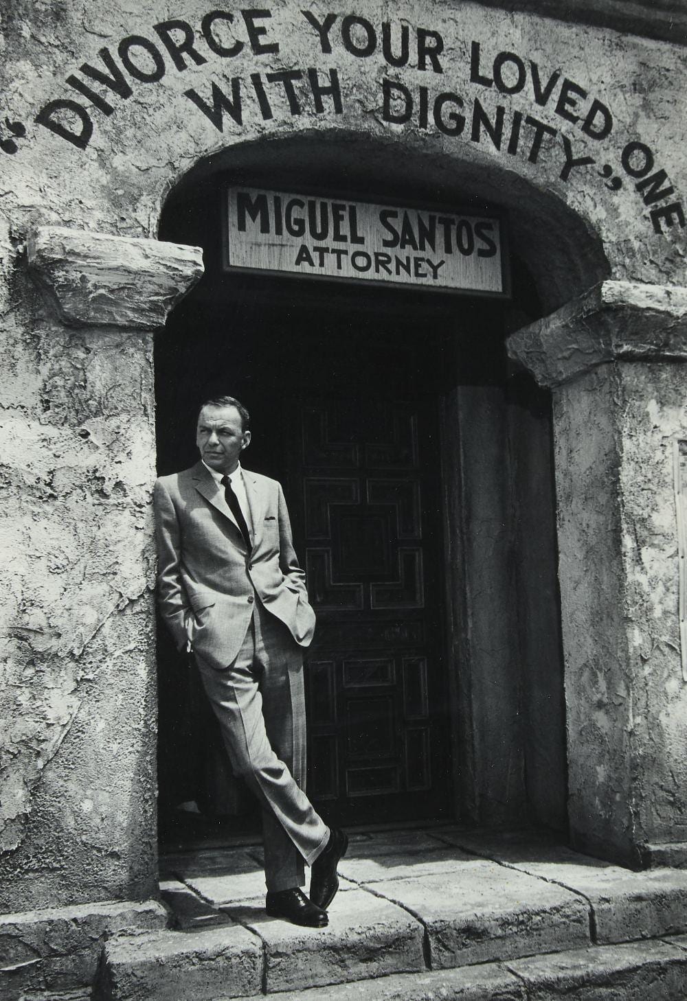 Bob Willoughby comparable auction result: bob willoughby frank sinatra on set for marriage on the rocks burbank california 1965