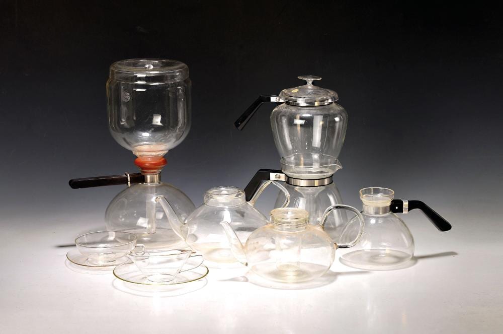 mixed lot of glass tableware designed by wilhelm · Henry's Auktionshaus · 2026-04-25 Wilhelm Viktor Krausz comparable auction result: mixed lot of glass tableware designed by wilhelm