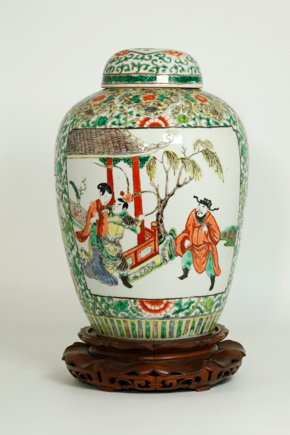 Lg Chinese Famille Verte Porcelain Ginger Jar sold by Eddie's Auction, lot 106 — auction record photograph
