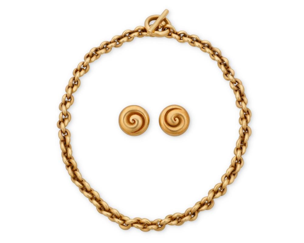 Linda Lee comparable auction result: linda lee johnson an 18k gold necklace and earclips set