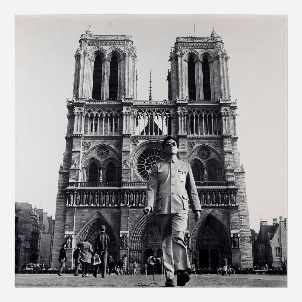 Tseng Kwong Chi comparable auction result: tseng kwong chi notre dame paris france