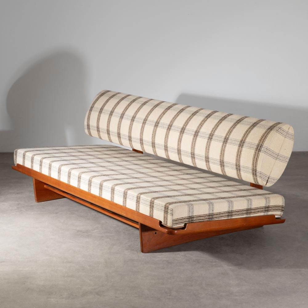 Grete Jalk comparable auction result: grete jalk sofa daybed