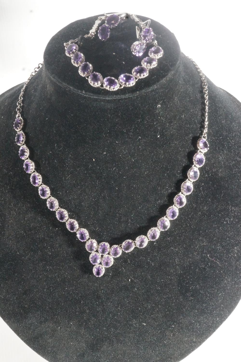 Gyokusho Kawabata comparable auction result: s silver amethyst suite of jewellery inc necklace bracelet pr earrings