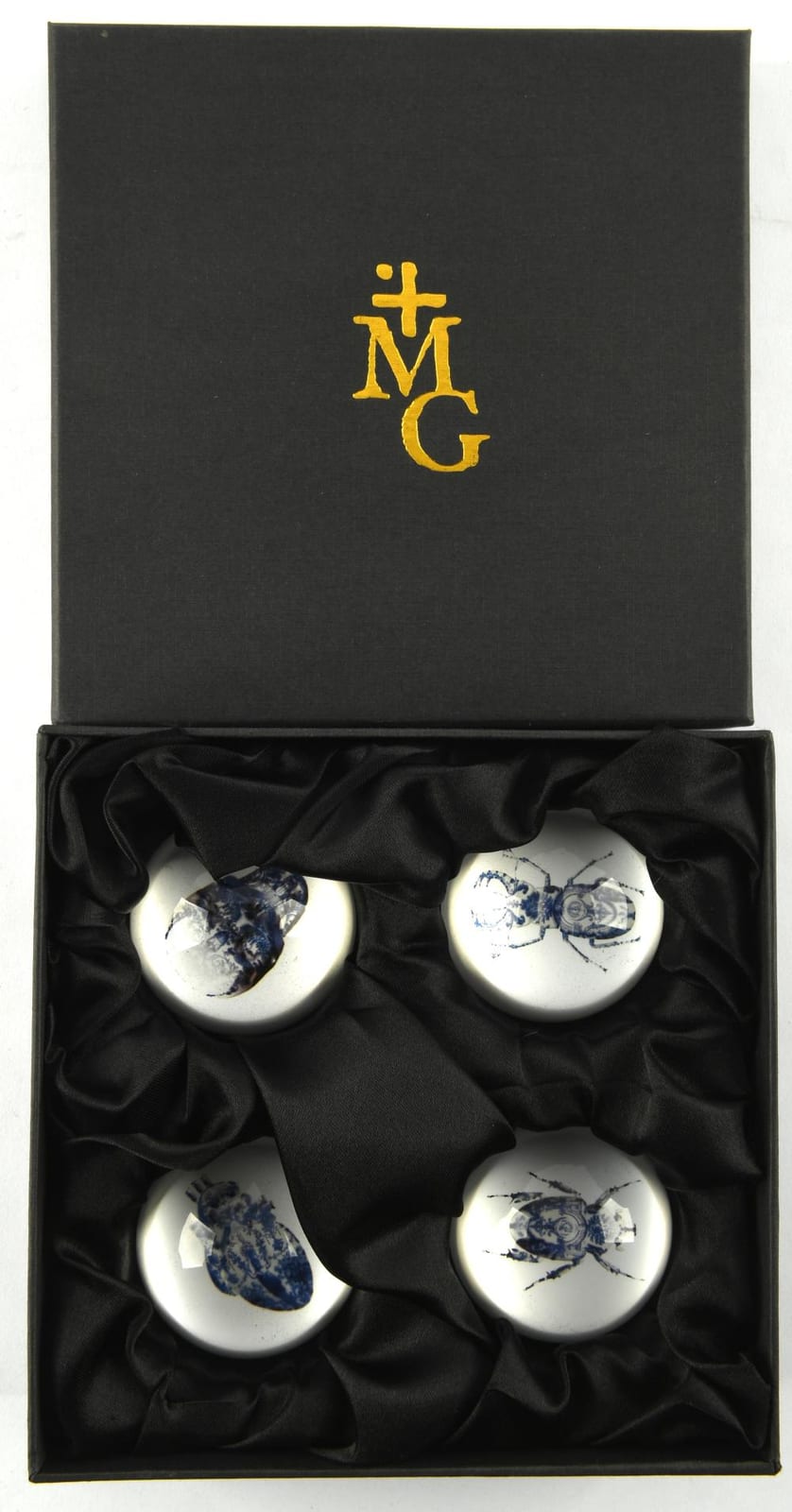 Magnus Gjoen comparable auction result: magnus gjoen british b 1979 a set of four glas