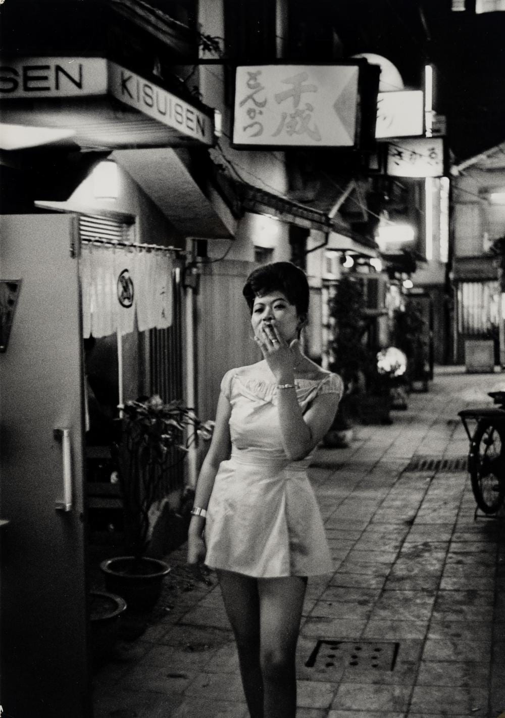 Mario de Biasi comparable auction result: mario de biasi 1923 2013 giappone 1952