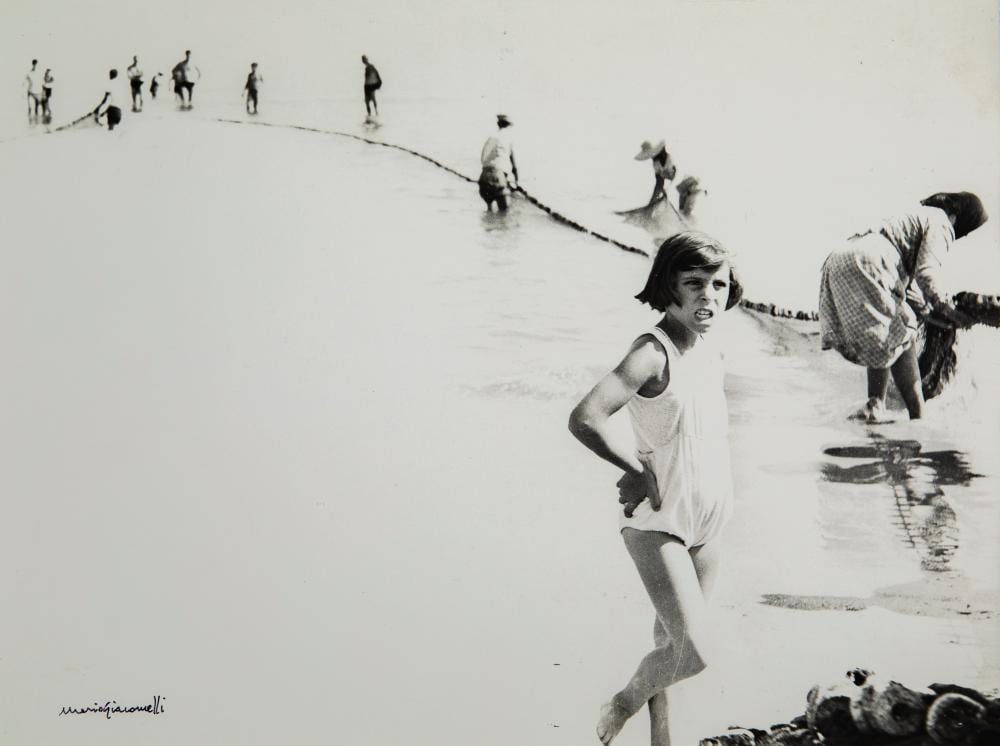 Mario Giacomelli comparable auction result: mario giacomelli 1925 2000 famiglia di pescatori 1955