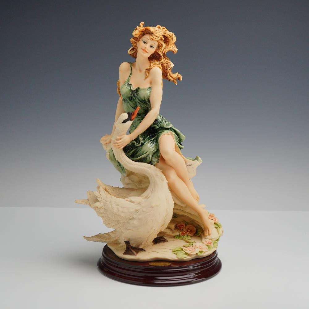 Giuseppe Armani comparable auction result: giuseppe armani for florence sculture d arte limited edition figurine leda 1337c