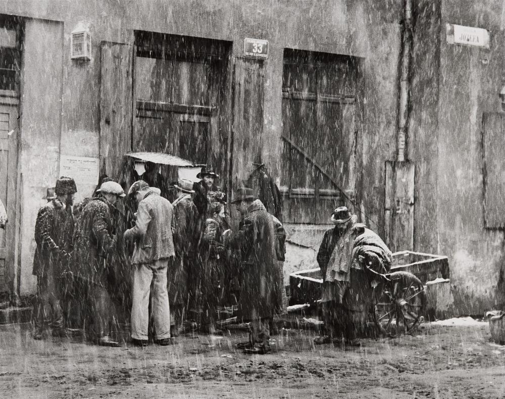 Roman Vishniac comparable auction result: roman vishniac come celebrate chanukah kazimierz krak w 1935 38