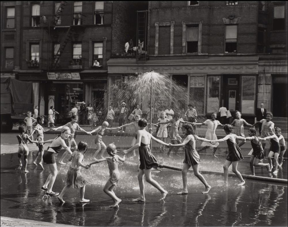 Todd Webb comparable auction result: todd webb the circle lasalle st at amsterdam ave new york 1947