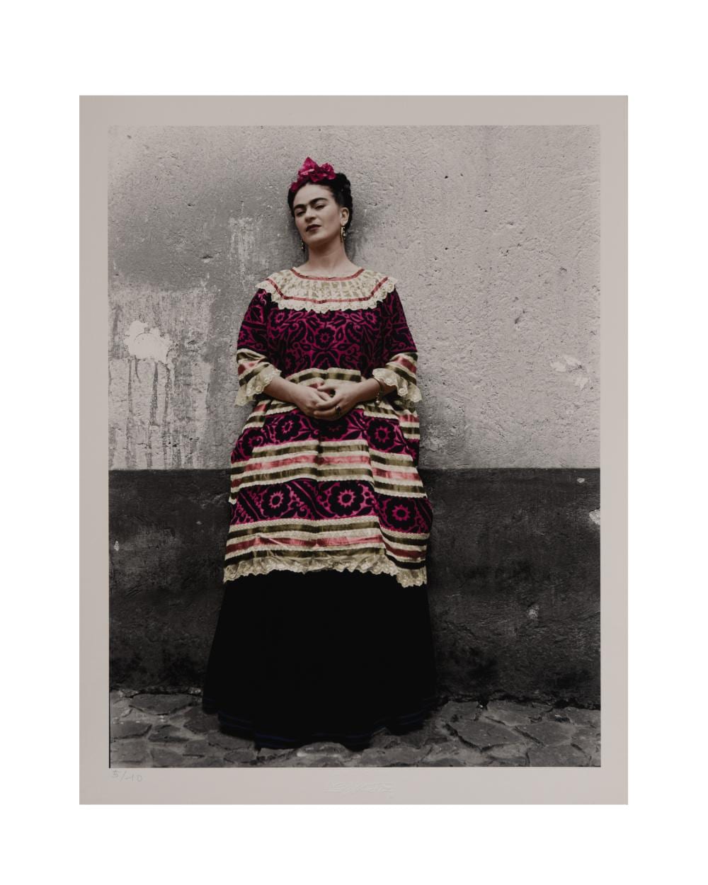Leo Matiz (1917-1998) Frida Kahlo - Coyocán Casa Azul, 1943 Art print en Hahnemuhle de 290 grs. - Ed. 5/10 45 x 35 cm comparable sale