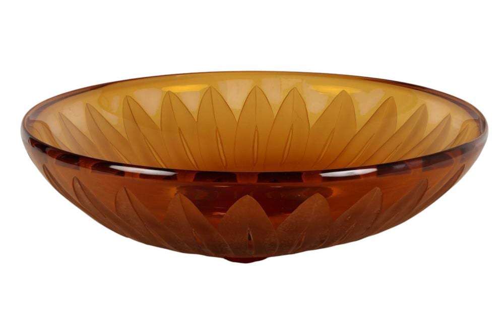 Duncan McClellan comparable auction result: duncan mcclellan b1953 amber art glass flower bowl