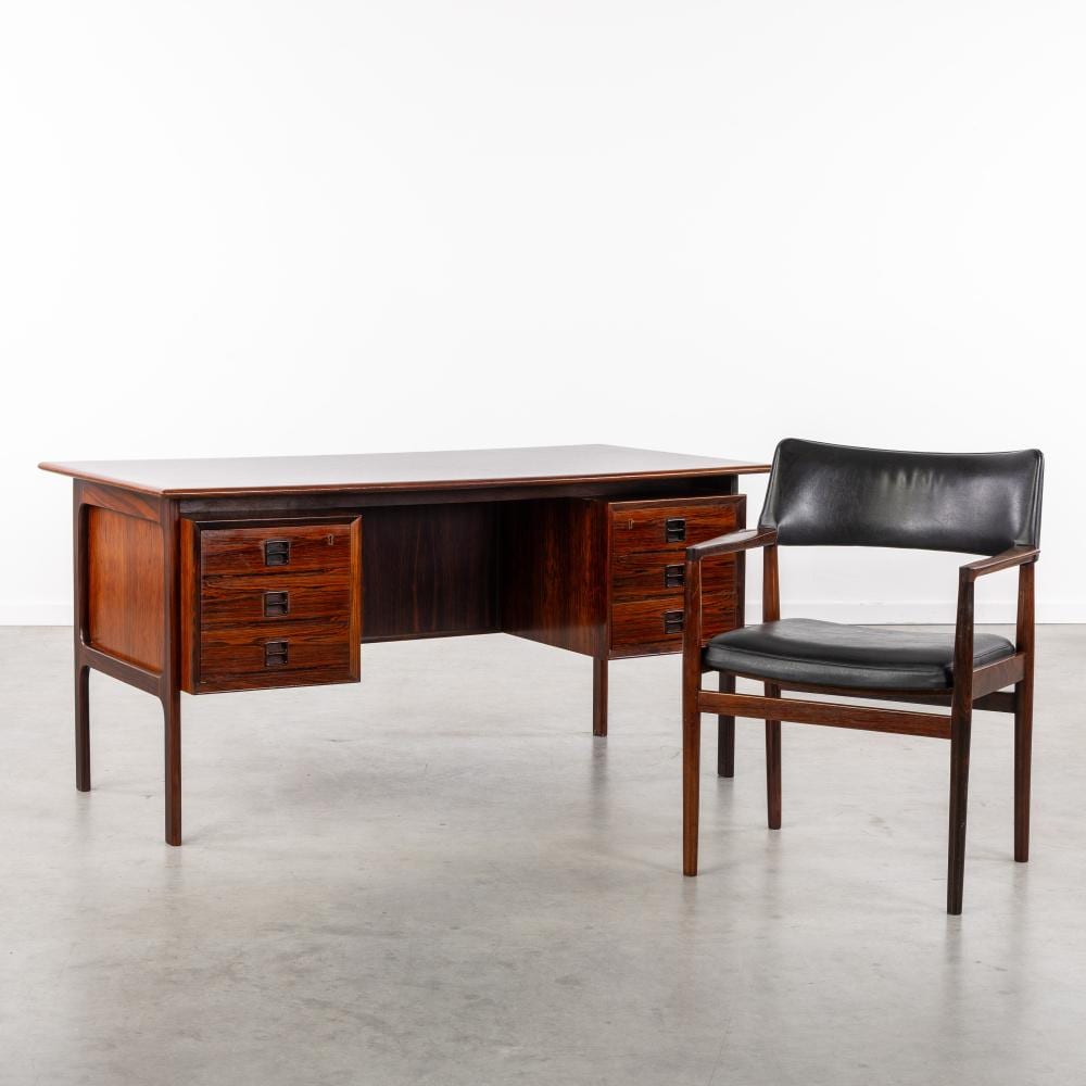 Arne Vodder comparable auction result: arne vodder 1926 2009 a rosewood desk for sibast with matching desk chair denmark circa 1960