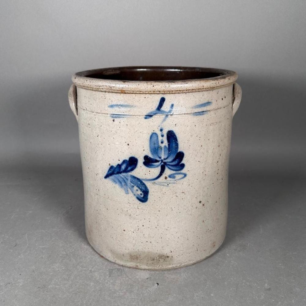 Stoneware 4 Gallon Cobalt Decorated Crock, Late 19th Century sold by Neue Auctions, lot 195 — auction record photograph