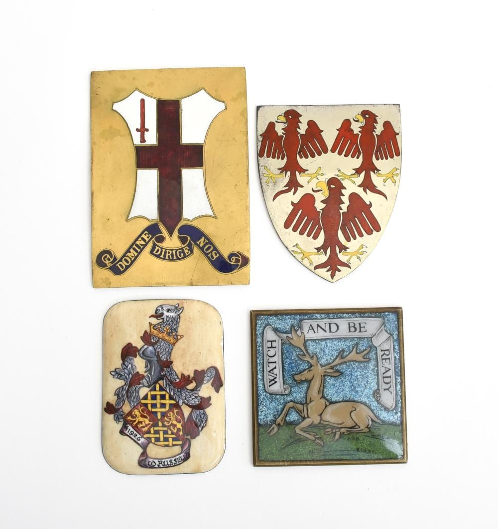 Károly Kotász comparable auction result: an enamel plaque watch and be ready by k