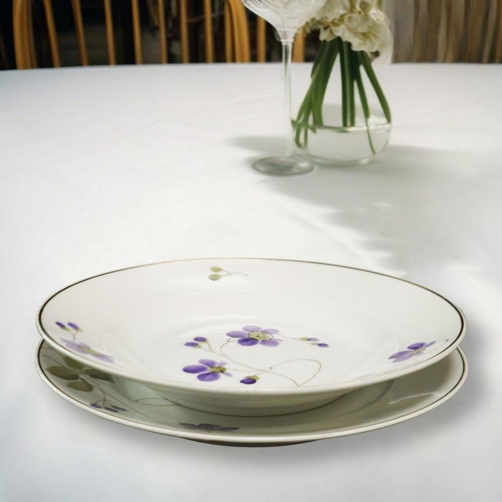 Richard Ginori comparable auction result: richard ginori richard ginori 12 piece dinner set white porcelain with violet decoration gold lined edges