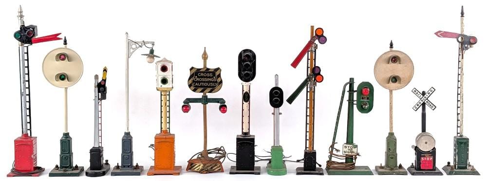 James Merritt Ives comparable auction result: ives lionel marx and american flyer train accessories
