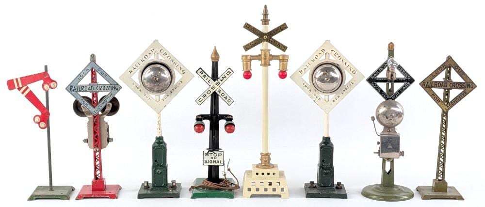 Lionel comparable auction result: lionel ives american flyer crossing bells and signals