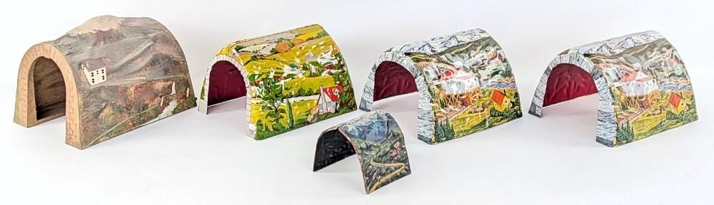 Lionel comparable auction result: lionel marx and german train tunnels