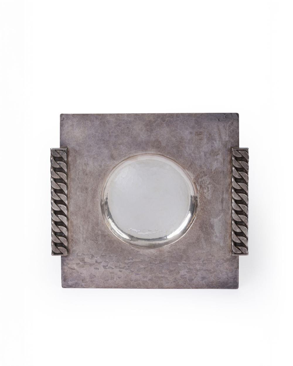Jean Després comparable auction result: jean despr s 1889 1980 plateau rectangulaire en m tal argent fond central martel