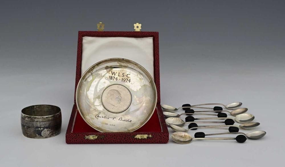 Rossend González Carbonell comparable auction result: a cased silver commemorative dish by ro