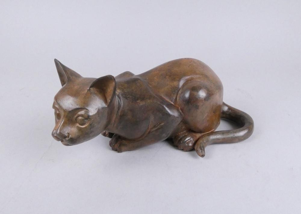 Pierre Chenet comparable auction result: sculpture bronze with brown patina cat on the prowl signed after pierre chenet