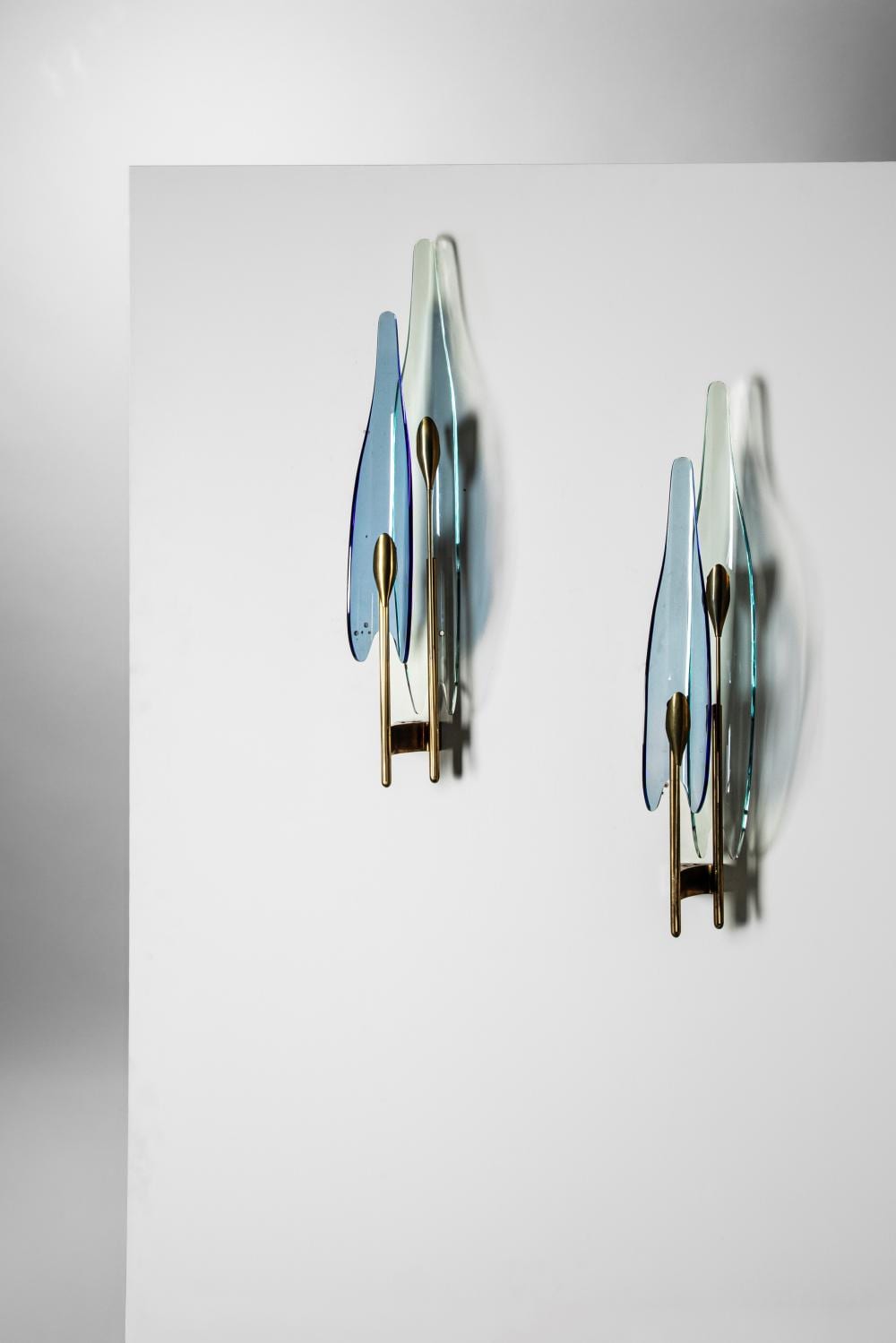 max ingrand 1908 1969 pair of wall lamps dahlia model no 1461 1955 · Finarte · 2026-06-23 Max Ingrand comparable auction result: max ingrand 1908 1969 pair of wall lamps dahlia model no 1461 1955