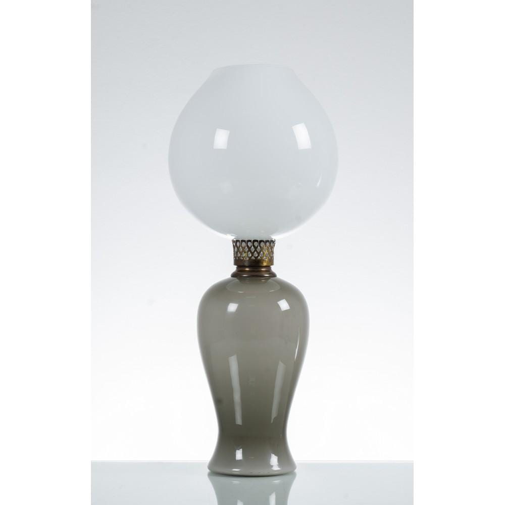 Paolo Venini comparable auction result: paolo venini lampada da tavolo serie opaline
