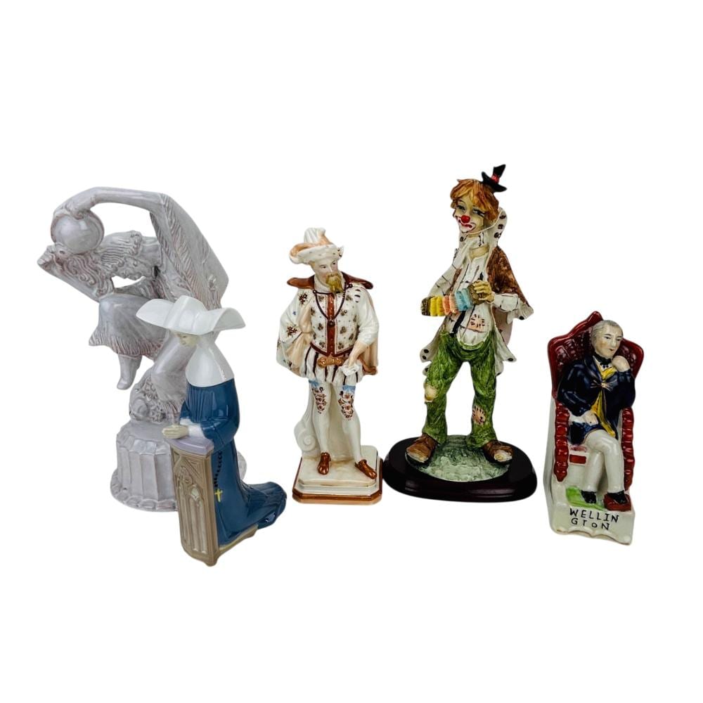 Lladro comparable auction result: lladro kpm pucci staffordshire figurines 5pc lot