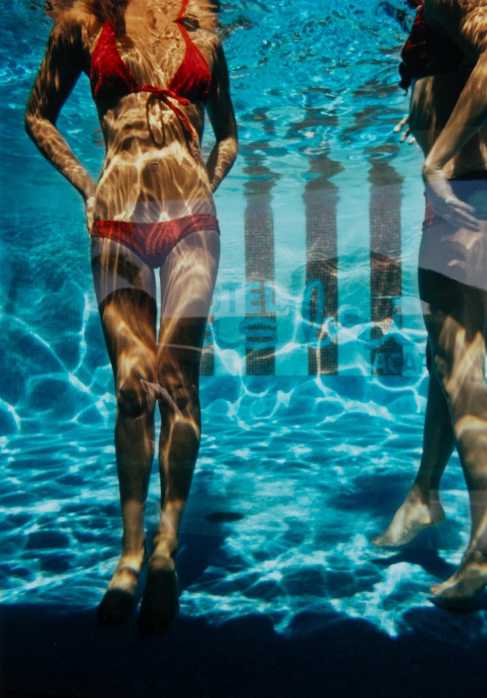 Slim Aarons comparable auction result: slim aarons american 1916 2006 pool at las brisas acapulco 1972