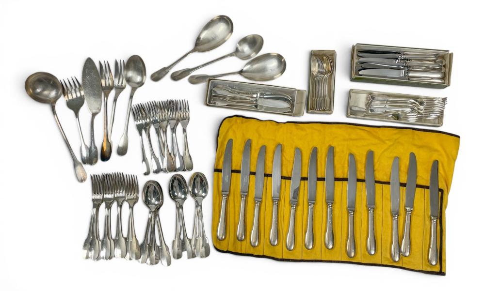 Christofle comparable auction result: christofle a twelve piece set of silver plated cutlery