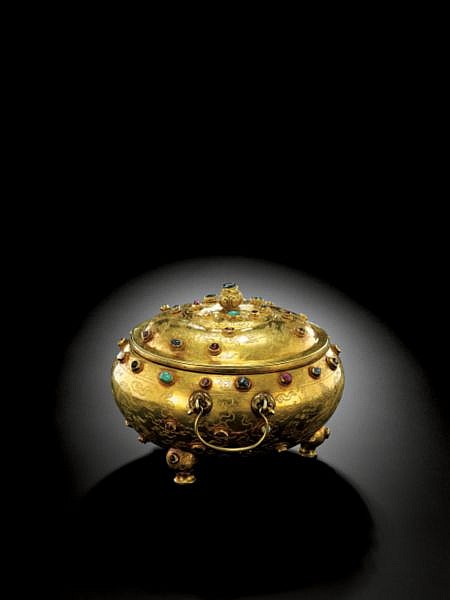A Magnificent And Extremely Rare Embellished Gold Tripod Vessel And Cover Ming Dynasty, XUANDE PERIOD comparable sale