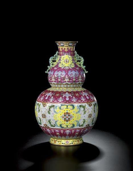 An Unusual 'FAMILLE-ROSE' SGRAFFIATO DOUBLE-GOURD VASE SEAL MARK AND PERIOD OF QIANLONG comparable sale