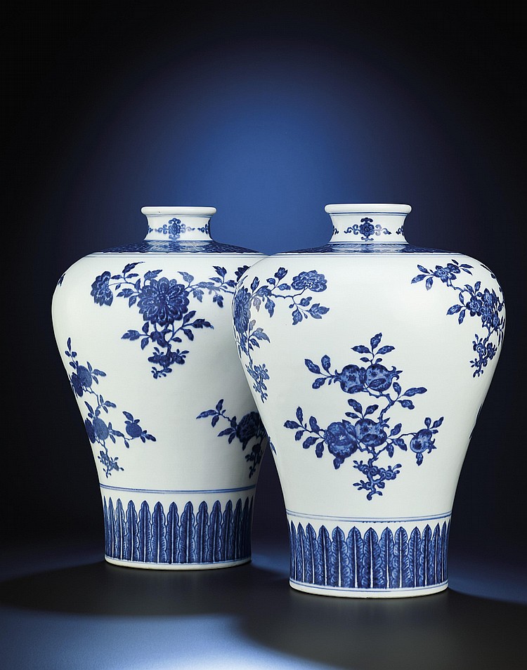 A Fine Pair Of Ming-Style Blue And White Vases, MEIPING comparable sale