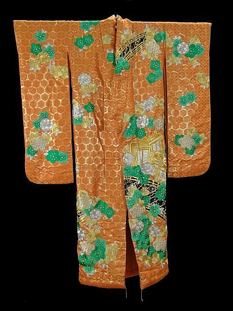 Appraisal reference image for Early 20th-Century Silk Kimono Value Guide