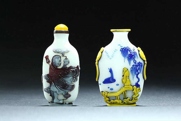 TWO PEKING GLASS SNUFF BOTTLES. sold by Garth's Auctioneers & Appraisers, lot 1003 — auction record photograph