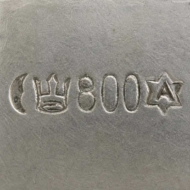 Robert Altermann: Crescent, crown, the three digits 800, and six-point star containing A in source order; oxidized reconstruction.