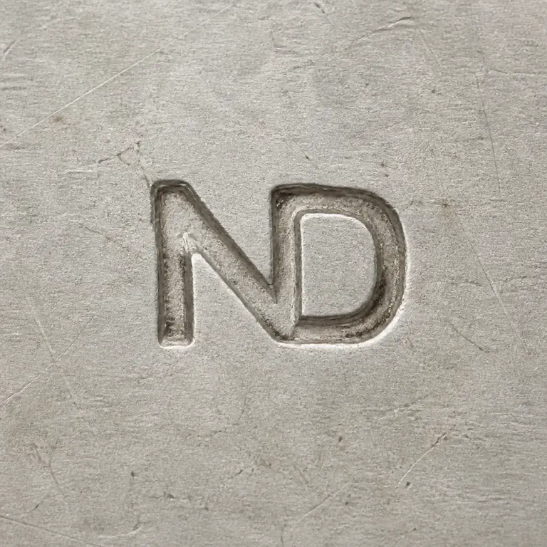 Nanna Ditzel: Ditzel; oxidized reconstruction.