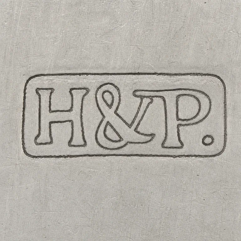 Huntington & Packard: H&P; oxidized reconstruction.