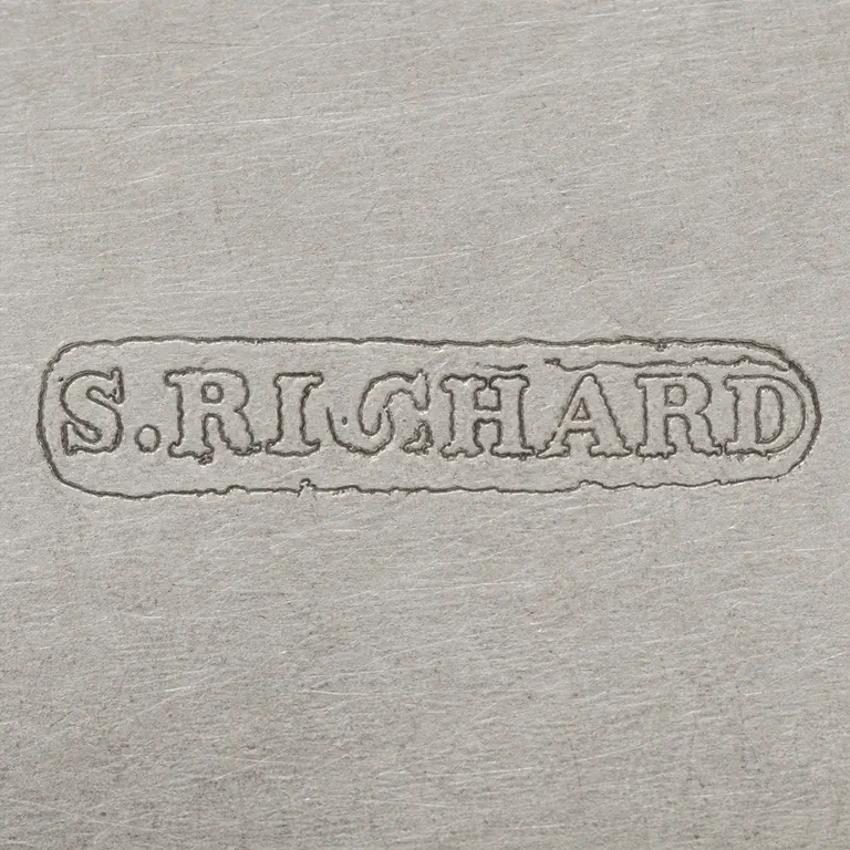 Stephen Richard: S.Richard; oxidized reconstruction.
