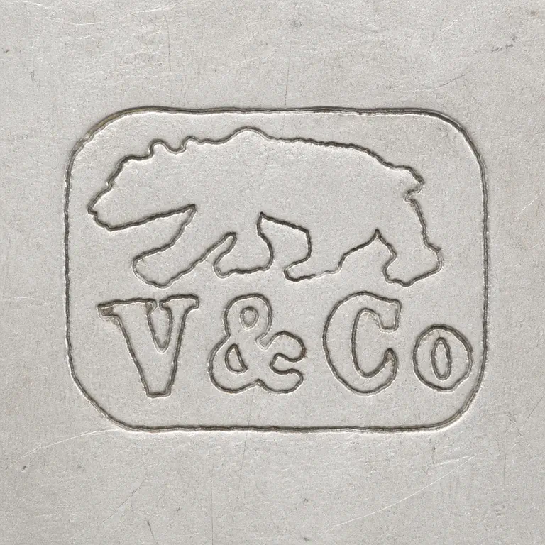 William K. Vanderslice & Co.: bear, V & Co; oxidized reconstruction.