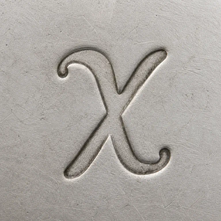 St. Petersburg: One isolated crossed chi-like glyph with a curled upper-left terminal and curled lower-right terminal; oxidized reconstruction.