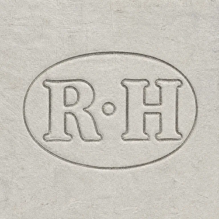 Robert Hennell: Oval R/H-like two-form grouping and central dot-like separator are reconstructed in source order local oval boundary; oxidized reconstruction.